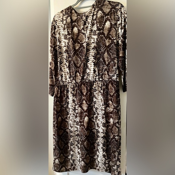 MICHAEL KORS WRAP DRESS SNAKE PRINT WITH SIDE BUCKLE - Picture 3 of 6